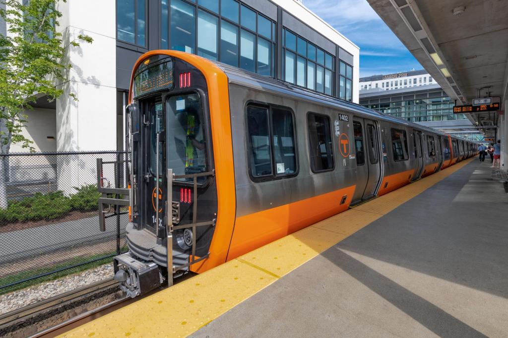 MBTA to Close Orange Line South of Ruggles This Weekend