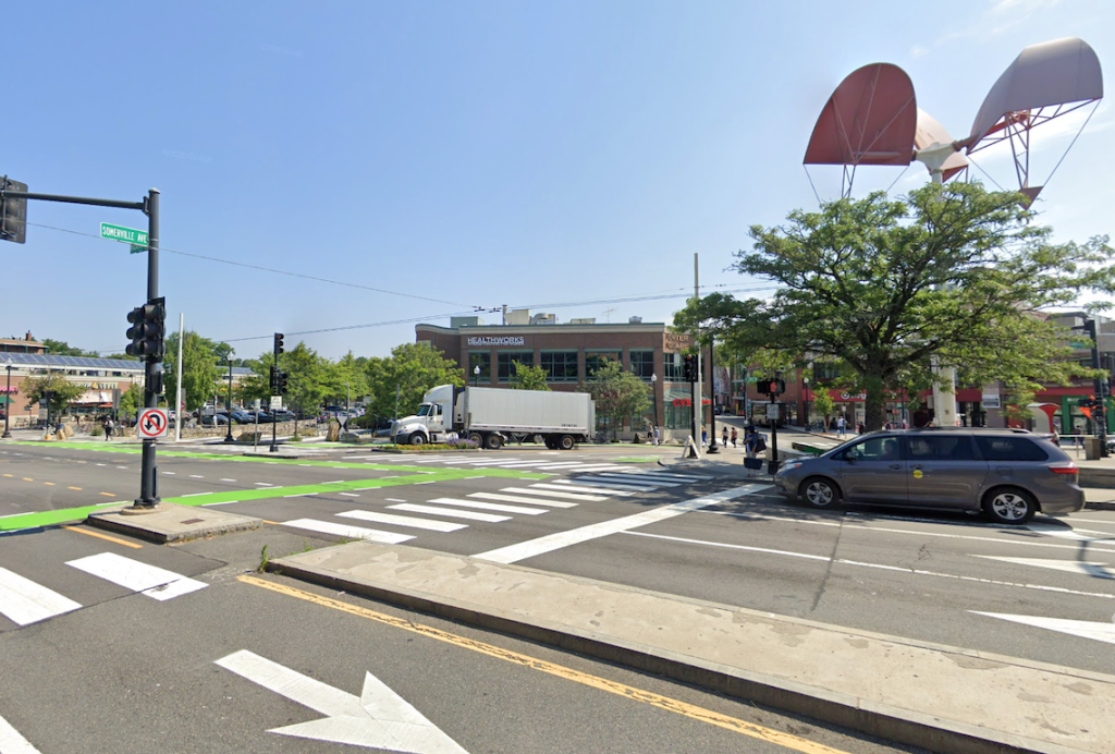 Cambridge Starts Planning for Bus, Bike Improvements Through Porter Square