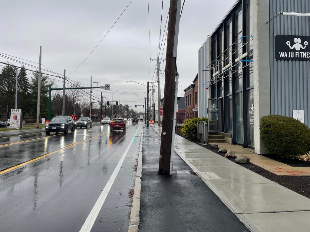 Utility Poles Limit the Utility of Newton’s New ‘Complete Street’