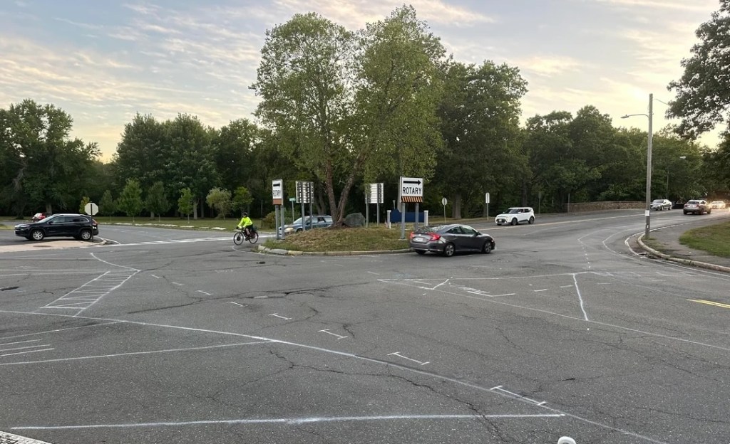 DCR Striping Project Attempts to Calm Traffic on Mystic Riverfront Rotaries in Arlington and Medford