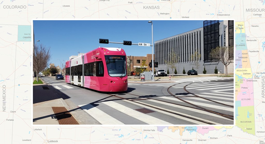 Friday’s Headlines: Streetcars Get Mixed Reviews