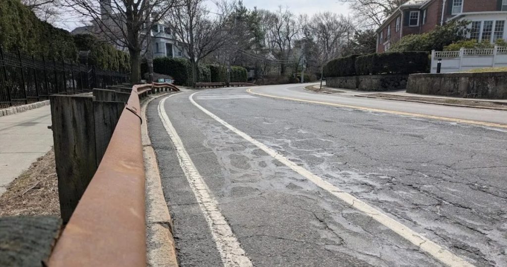 Brookline Transport Board Endorses Chestnut Hill Ave. Redesign With Protected Bikeway